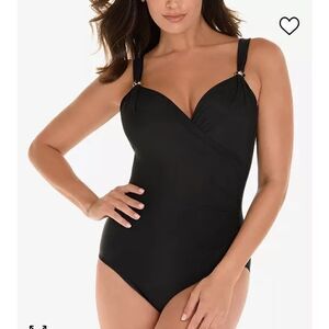 Miraclesuit Razzle Dazzle Twist Front Underwire Swimsuit in Black, Sz 16 NWOT